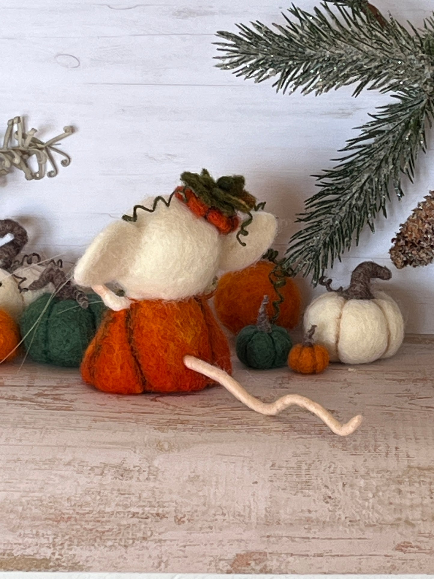 Needle felted mouse Guardians of the pumpkin patch Marigold Fernwhip